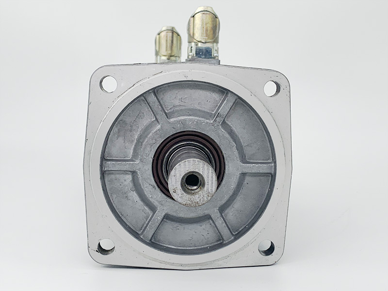 高低溫伺服電機(jī).jpg 高低溫伺服電機(jī).jpg